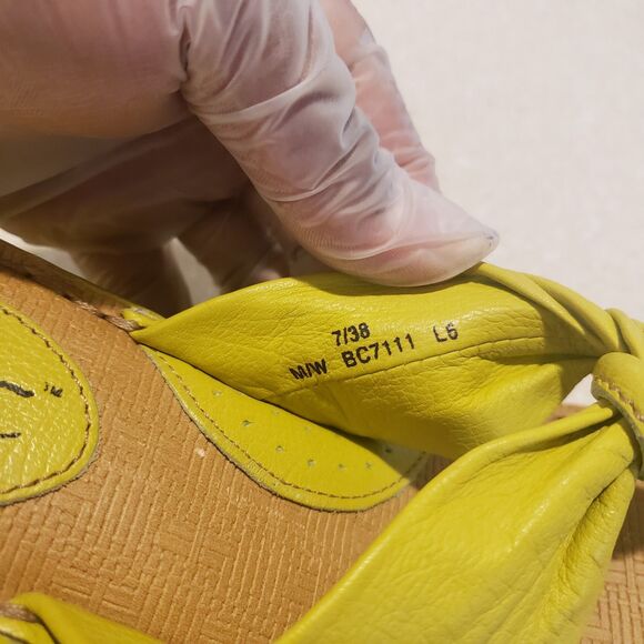 BORN B.O.C LEATHER SLIDES SLIP ON DRESS SANDALS SHOES Yellow WOMENS 7 - Picture 8 of 9